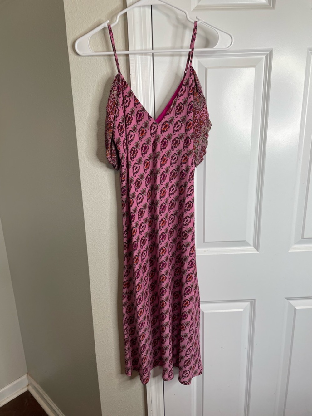 Gold Hawk Provence Noa Mid Length Slip Dress Pink 100% Silk Small - Picture 3 of 9